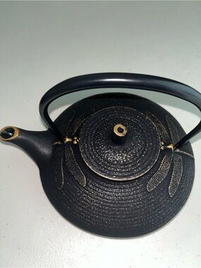 Black Cast Iron Teapot with Gold Dragonfly Accents